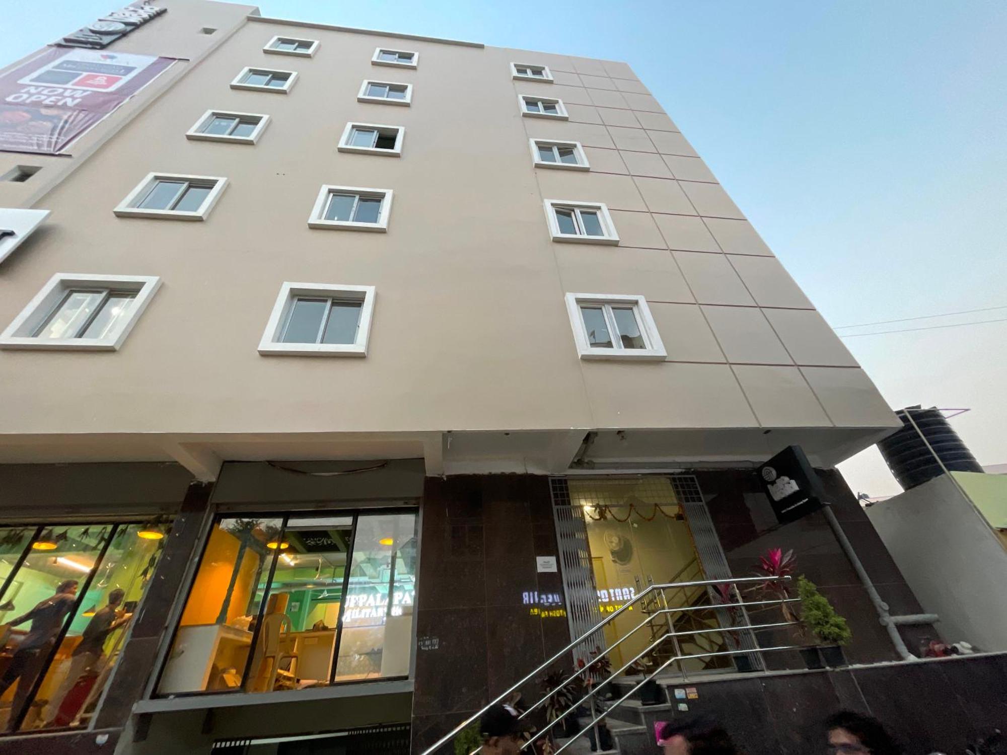Hotel O Helloworld Tech View Hyderabad Exterior photo